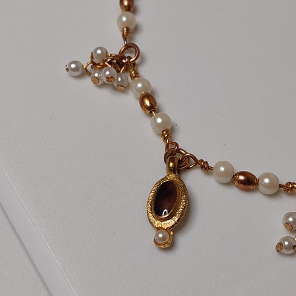 Pretty Gold Tone And White Bead Necklace Adjustable 14 To 16 Inches Long - Picture 6 of 12